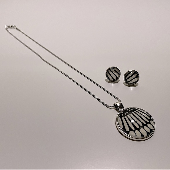 Handmade Glass Dome Earrings & Pendant set - Picture 2 of 13